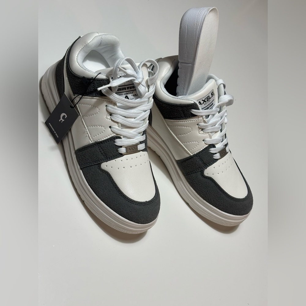 AXELS Black and White Men's Sneakers - Picture 2 of 10
